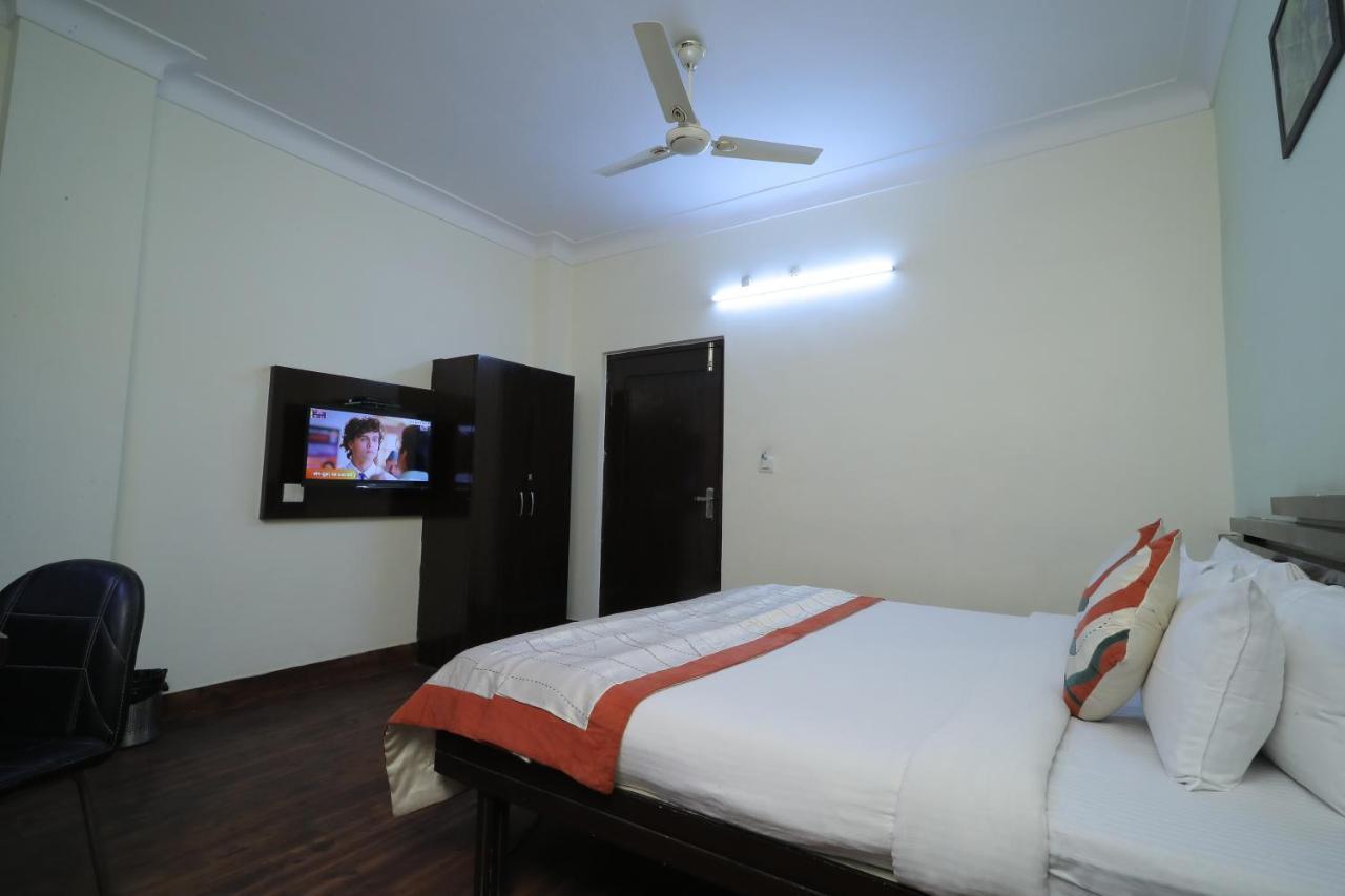 Hotel Vivek Continental Gwalior Exterior foto