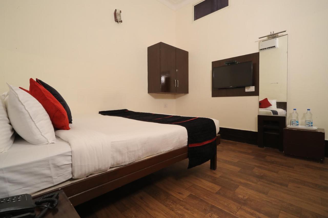 Hotel Vivek Continental Gwalior Exterior foto