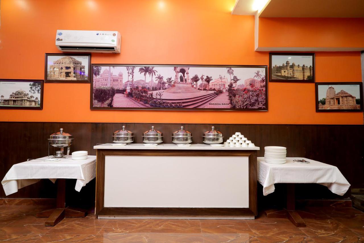 Hotel Vivek Continental Gwalior Exterior foto