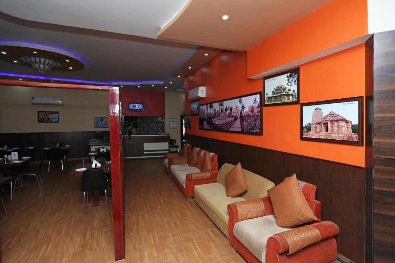 Hotel Vivek Continental Gwalior Exterior foto